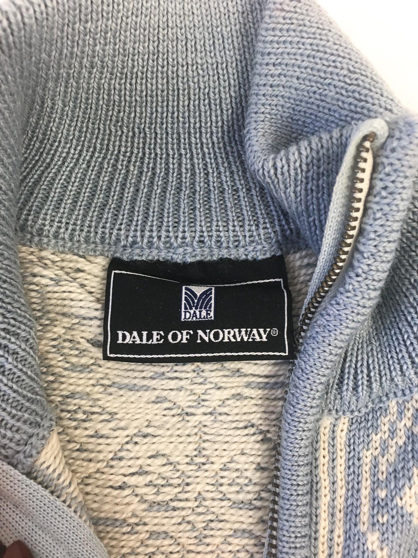 Dale of Norway Light Blue/Cream Fair Isle Floral Patterned Wool Blend Zip Up Nordic Sweater, Women's Sz. L
