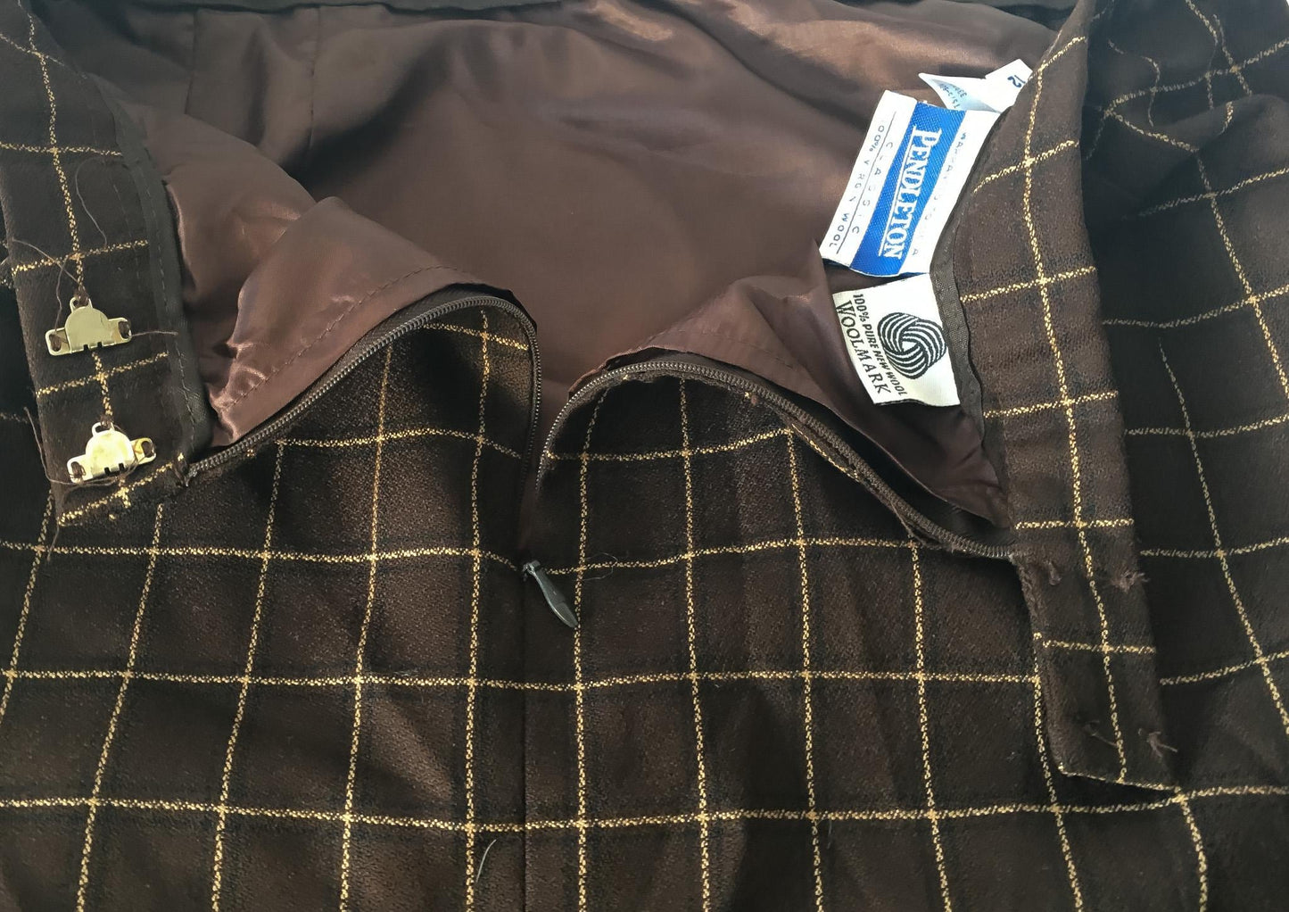 Vintage 90s Pendleton Brown Beige Grid Patterned Wool Pencil Skirt, 30" Waist, Vintage Preppy Academia Style Skirt