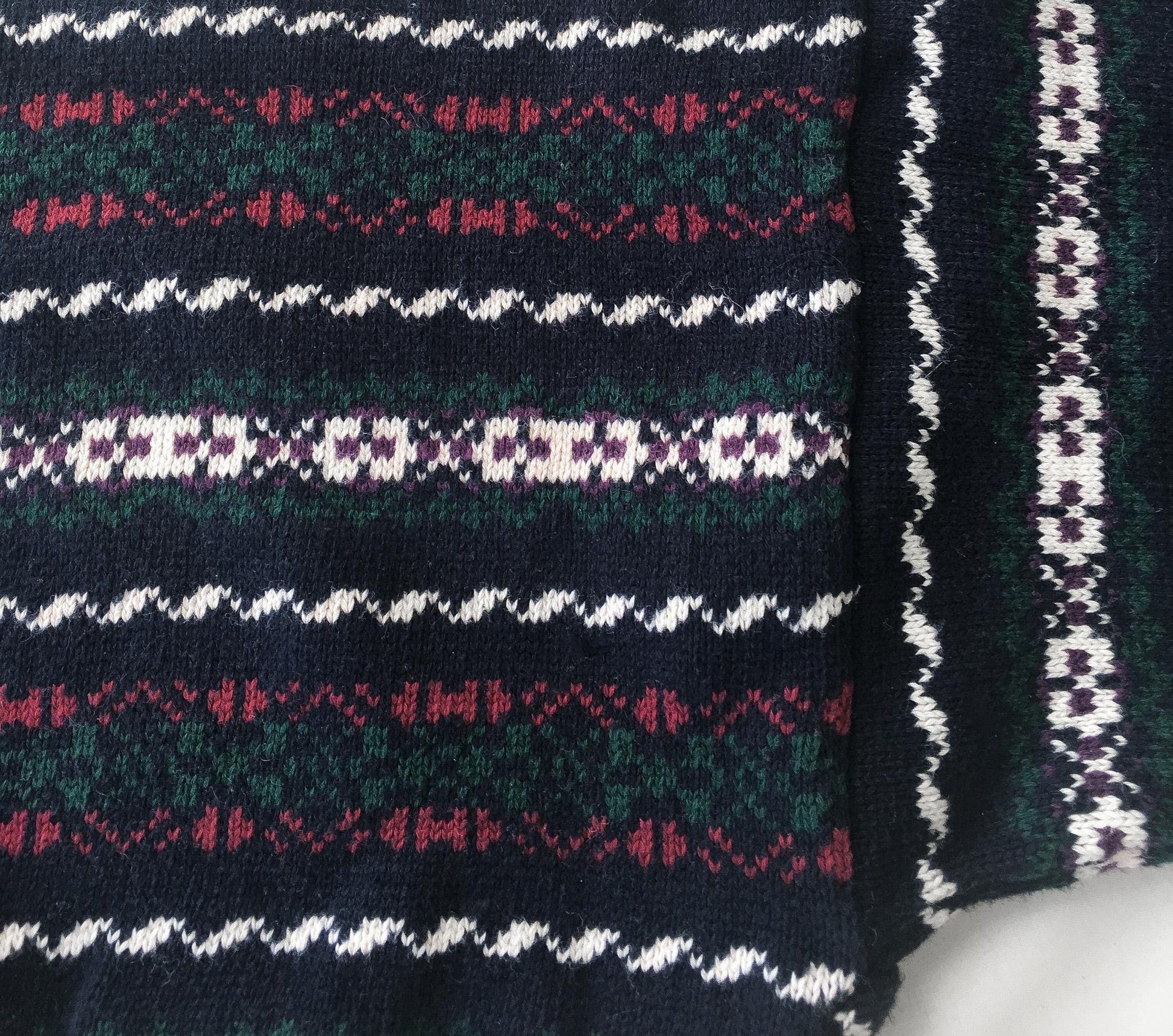 Vintage 90s Cape Isle Knitters Navy Abstract Striped Cropped Knit Sweater, Women's Sz. XS/S