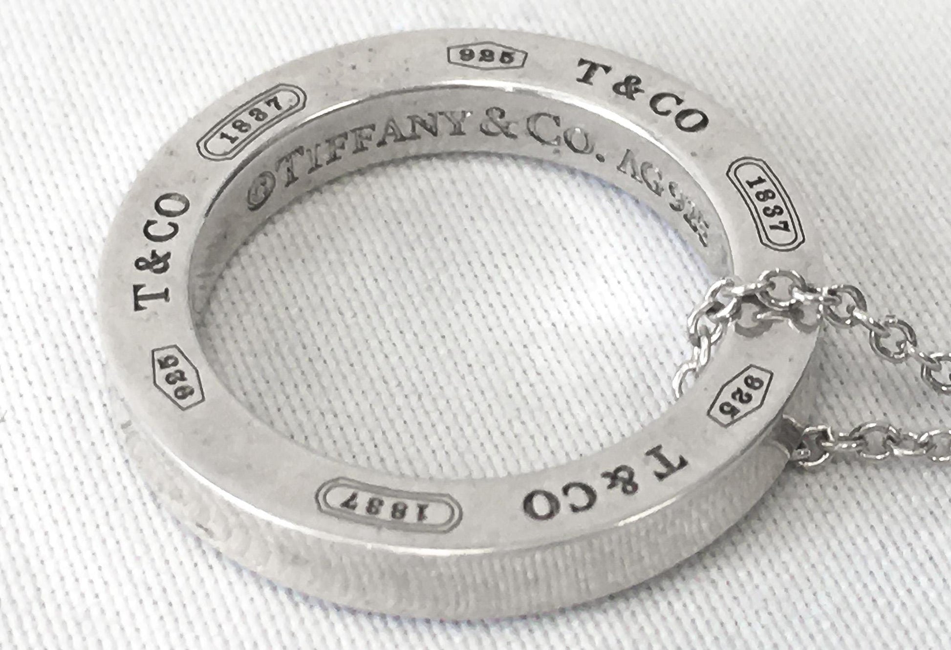 Tiffany & Co. 925 Sterling Silver Round Circle Ring Pendant 16 Inch Necklace