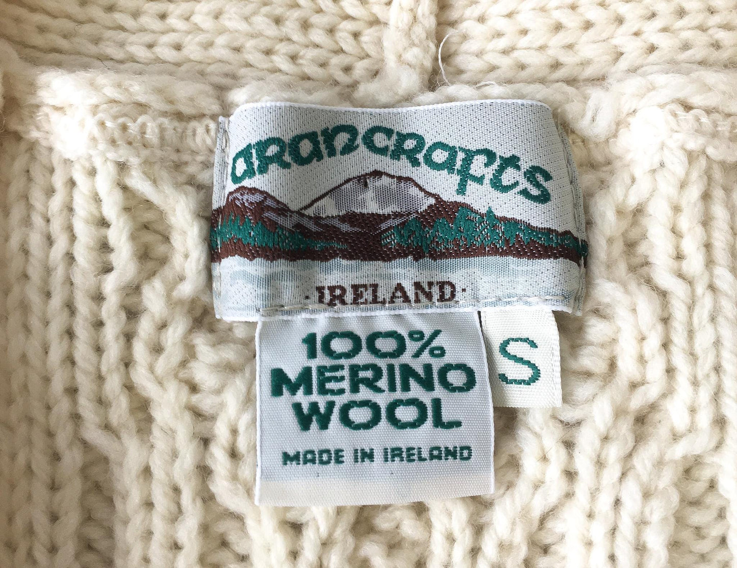 Vintage Aran Crafts Cream Off-White Cable Knit Ruffle Hem Merino Wool Cardigan Sweater, Women's Sz. S