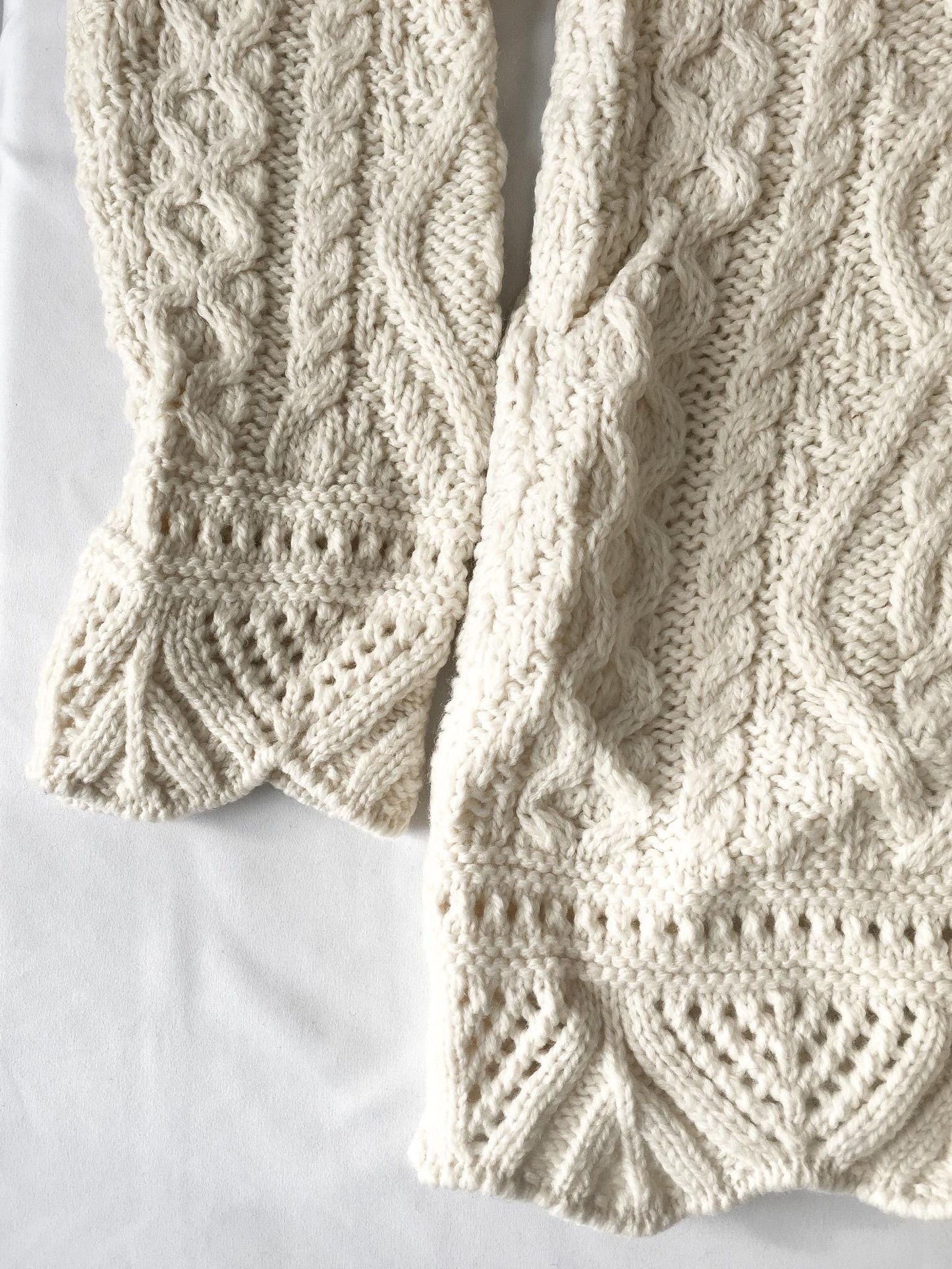 Vintage Aran Crafts Cream Off-White Cable Knit Ruffle Hem Merino Wool Cardigan Sweater, Women's Sz. S