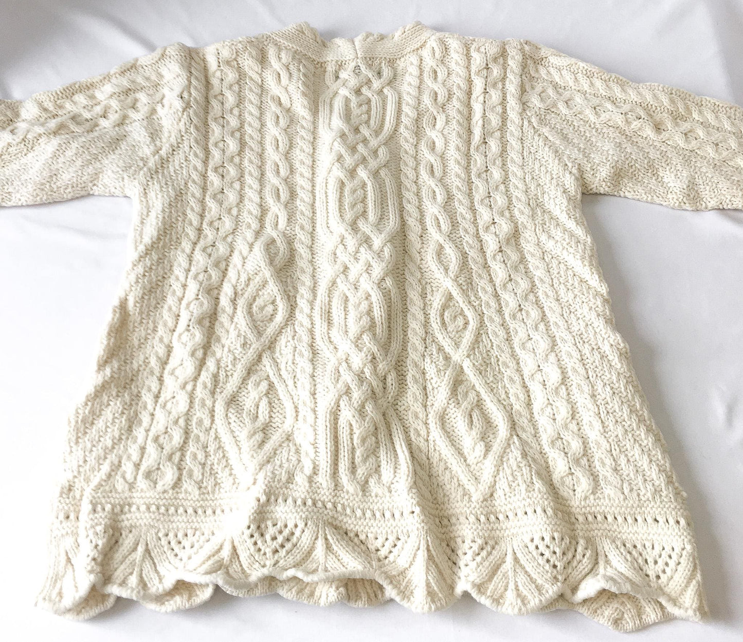 Vintage Aran Crafts Cream Off-White Cable Knit Ruffle Hem Merino Wool Cardigan Sweater, Women's Sz. S