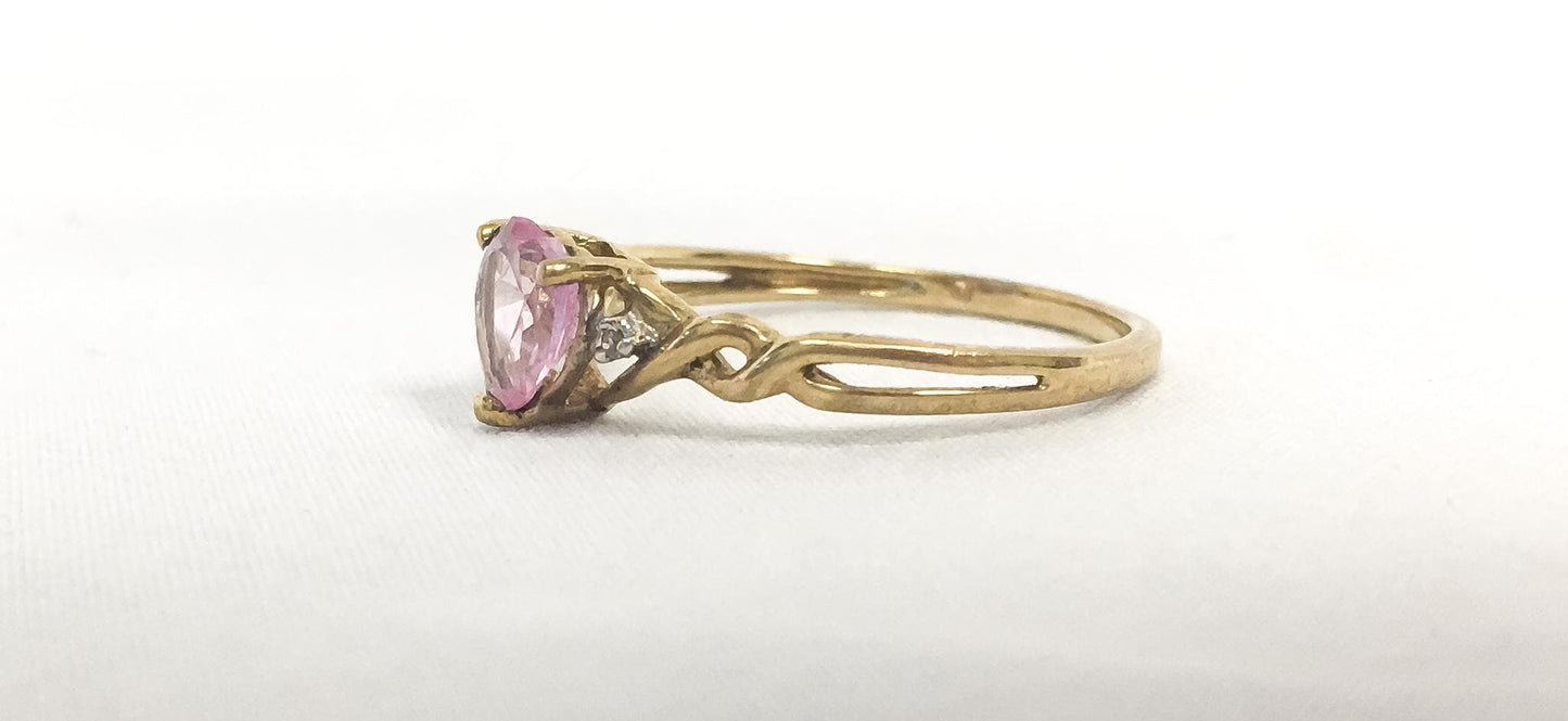 10K Yellow Gold Diamond Pink Ruby Heart Stone Ring, Sz 6.75 - 7, Vintage Regal Elegant Princess Style Statement Engagement Promise Ring