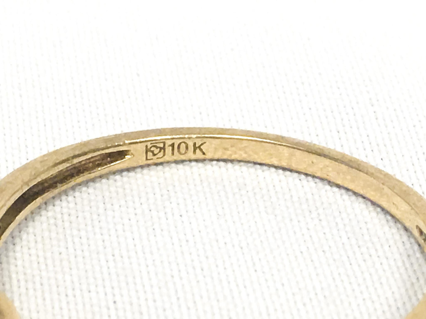 10K Yellow Gold Diamond Pink Ruby Heart Stone Ring, Sz 6.75 - 7, Vintage Regal Elegant Princess Style Statement Engagement Promise Ring