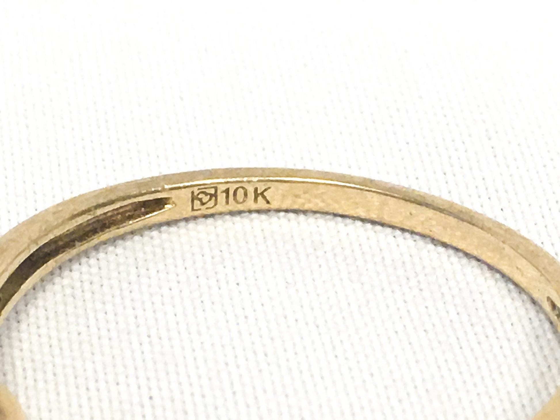 10K Yellow Gold Diamond Pink Ruby Heart Stone Ring, Sz 6.75 - 7, Vintage Regal Elegant Princess Style Statement Engagement Promise Ring