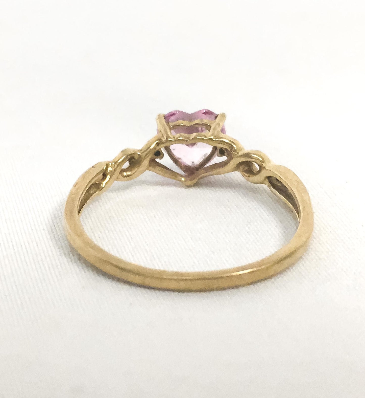 10K Yellow Gold Diamond Pink Ruby Heart Stone Ring, Sz 6.75 - 7, Vintage Regal Elegant Princess Style Statement Engagement Promise Ring