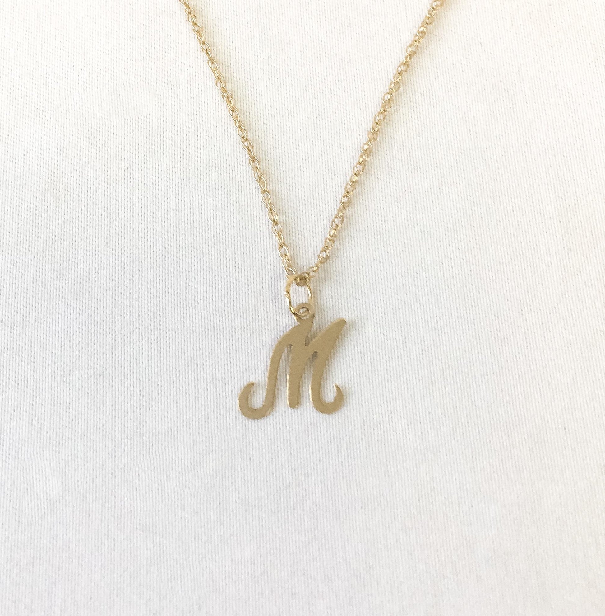 Vintage 14K Yellow Gold Cursive 'M' Monogram Initial 18" Pendant Necklace, Dainty Simple Everyday Initial Necklace