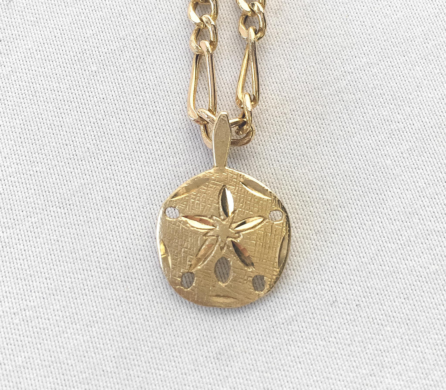 Vintage 14K Sand Dollar Pendant Necklace on 14K Italy Figaro Chain, 18", Beachy Boho Coastal Nautical Jewelry