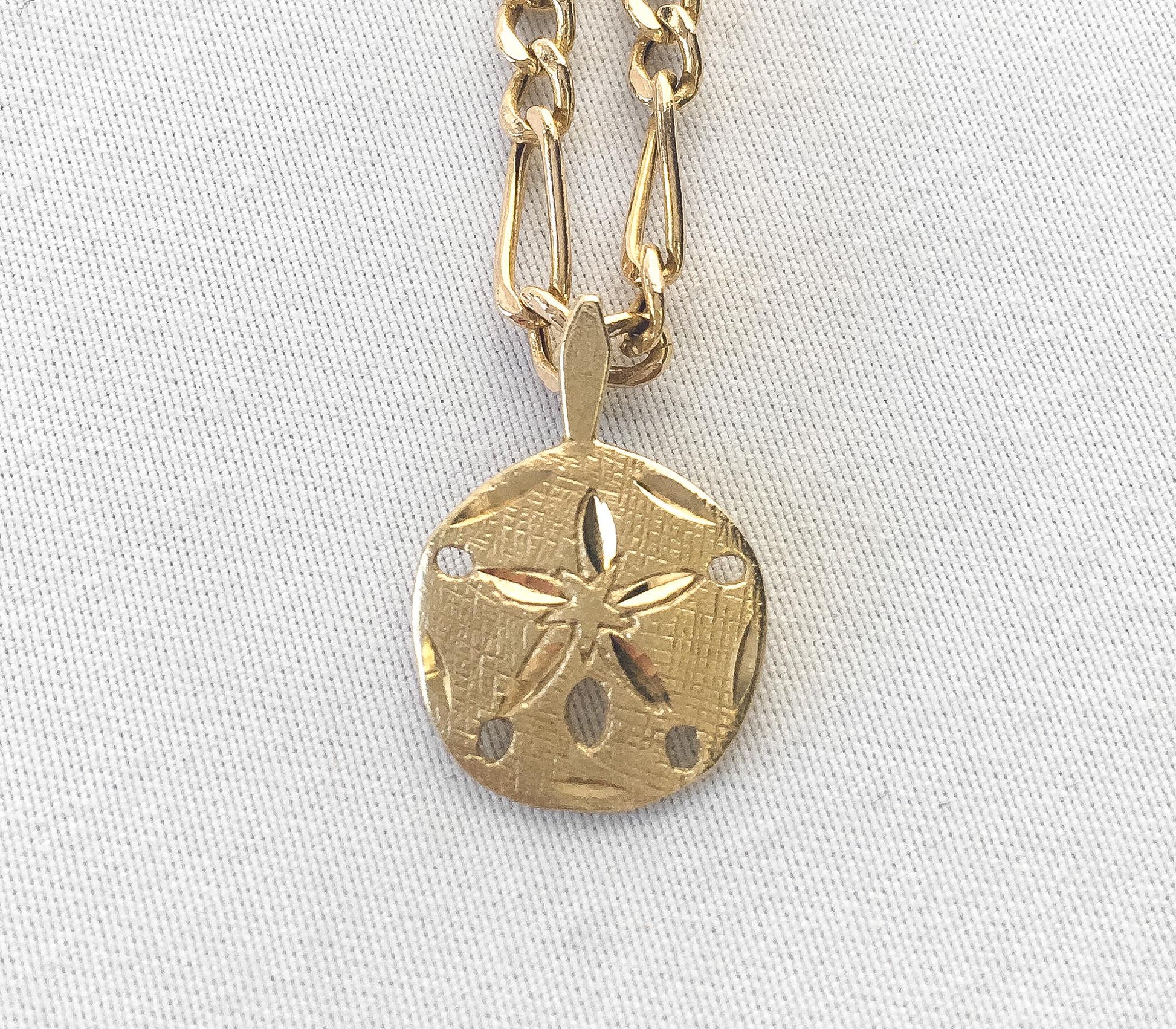 Vintage 14K Sand Dollar Pendant Necklace on 14K Italy Figaro Chain, 18", Beachy Boho Coastal Nautical Jewelry