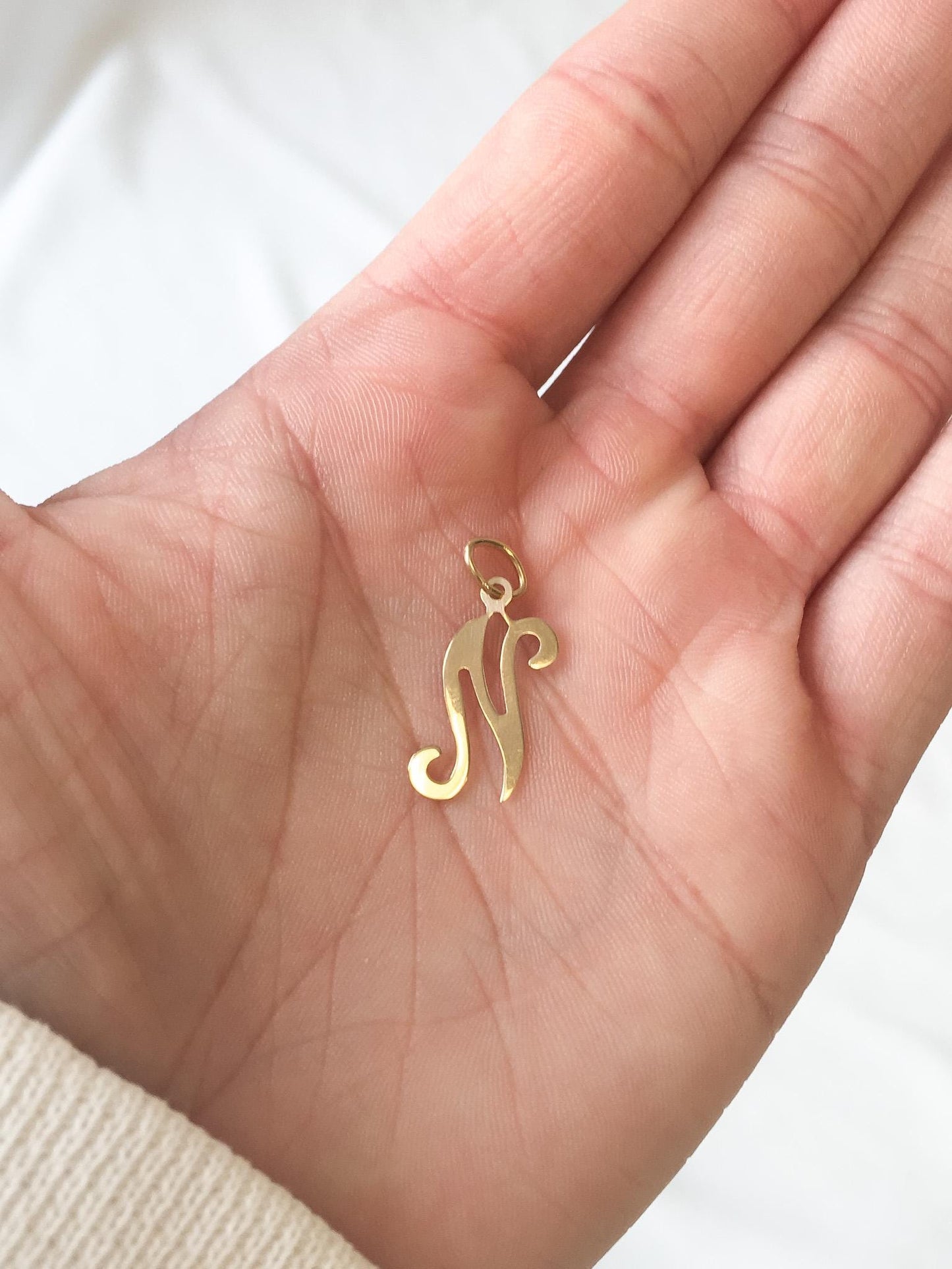 Vintage 14K Yellow Gold Cursive 'N" Monogram Initial Pendant, Dainty Simple Minimalist Everyday Pendant
