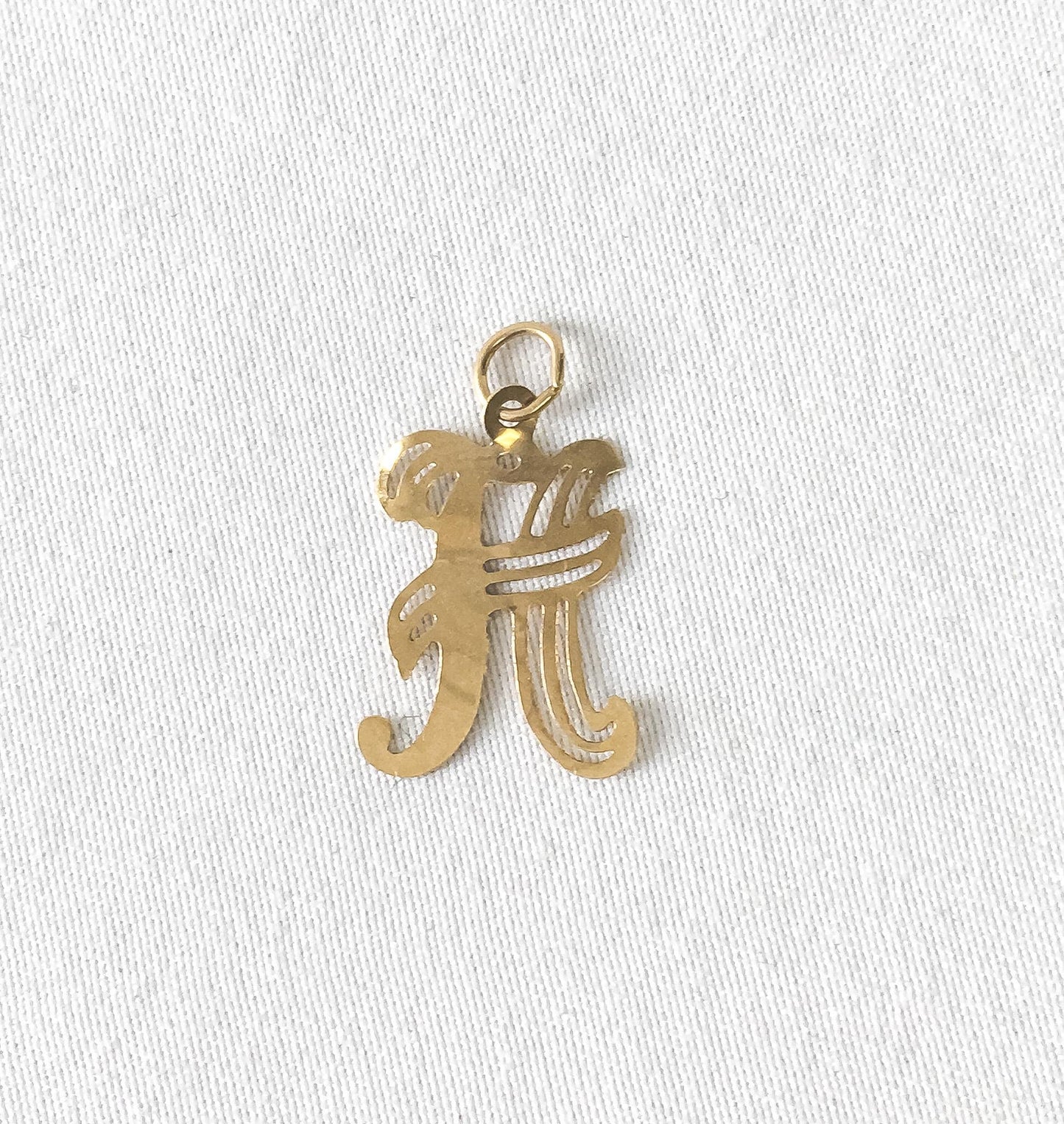 Vintage 14K 'H' Cursive Initial Monogram Pendant, Simple Dainty Everyday Minimalist Pendant