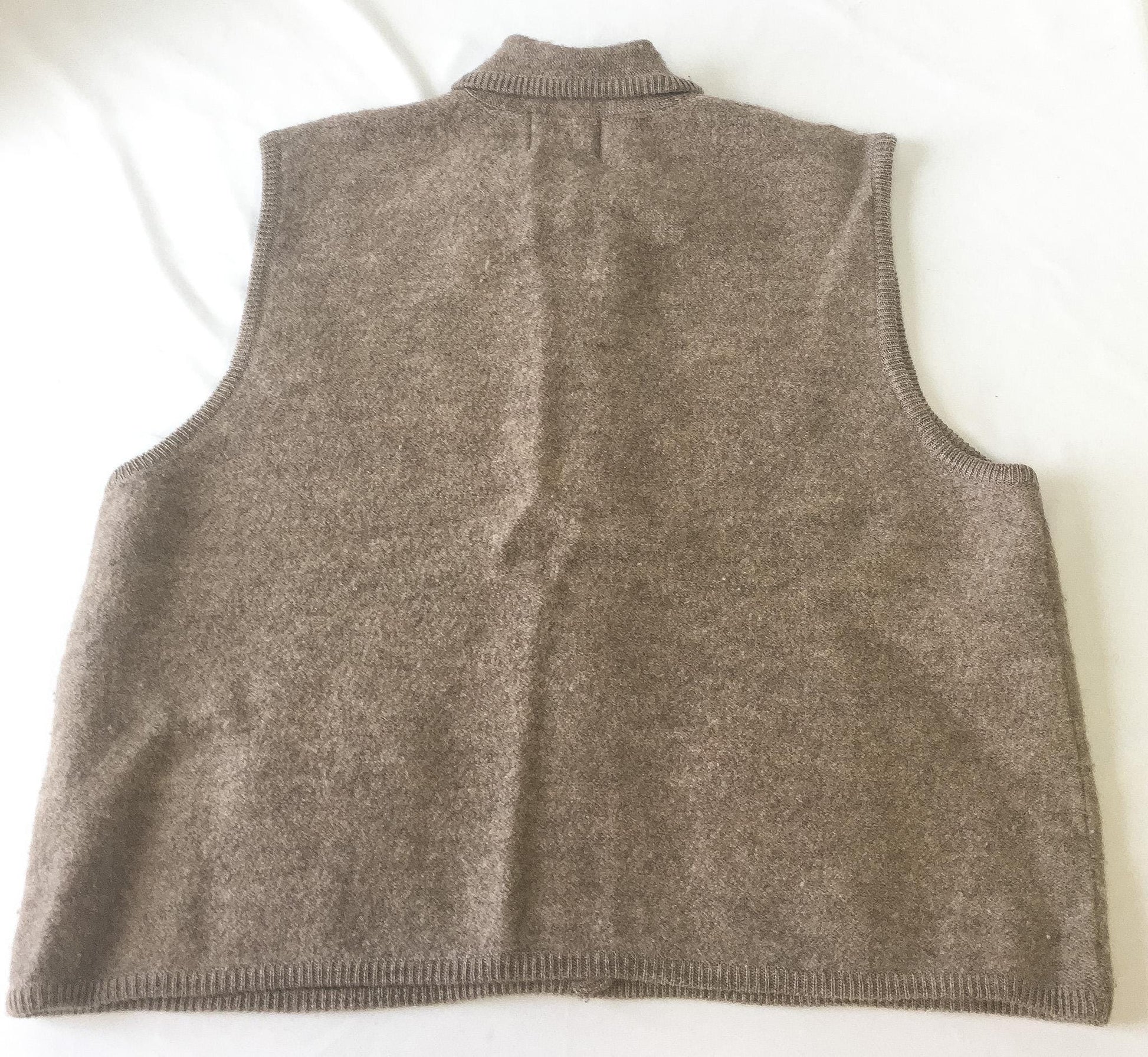 Vintage Woolrich Beige Pure Wool Sweater Vest with Leaf Details, Women's Sz. L/XL