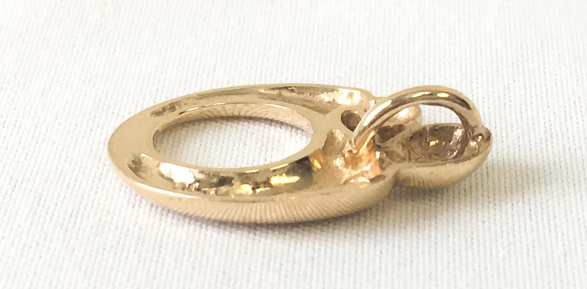 14K Kaynar Yellow Gold Mother Child Freeform Pendant