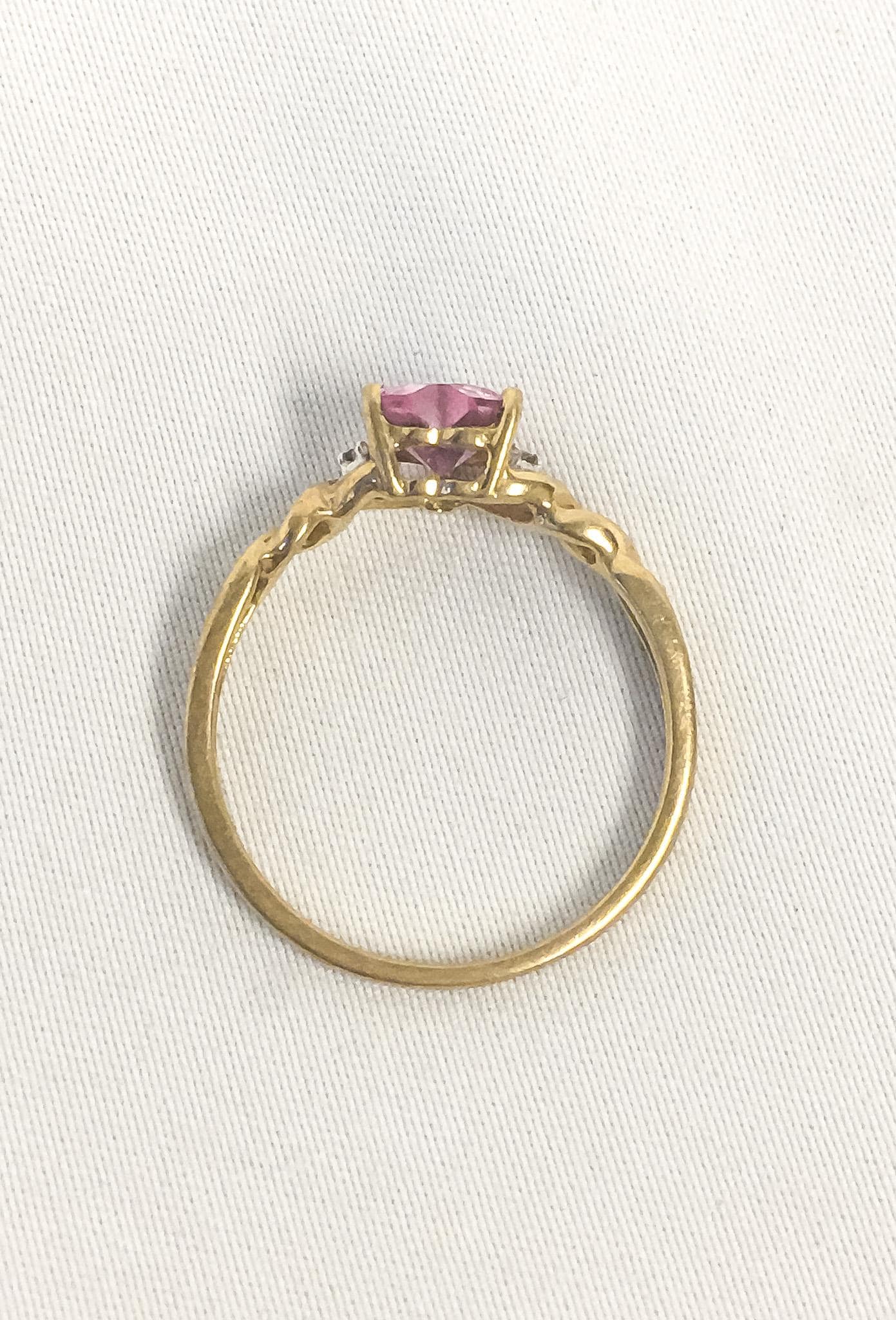 10K Yellow Gold Diamond Pink Ruby Heart Stone Ring, Sz 6.75 - 7, Vintage Regal Elegant Princess Style Statement Engagement Promise Ring