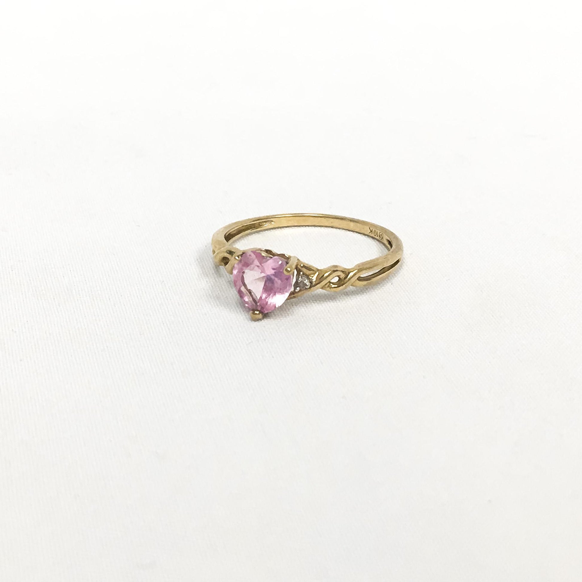 10K Yellow Gold Diamond Pink Ruby Heart Stone Ring, Sz 6.75 - 7, Vintage Regal Elegant Princess Style Statement Engagement Promise Ring