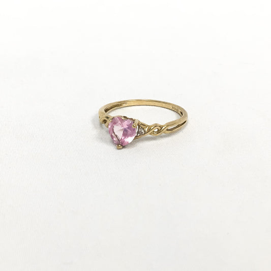 10K Yellow Gold Diamond Pink Ruby Heart Stone Ring, Sz 6.75 - 7, Vintage Regal Elegant Princess Style Statement Engagement Promise Ring