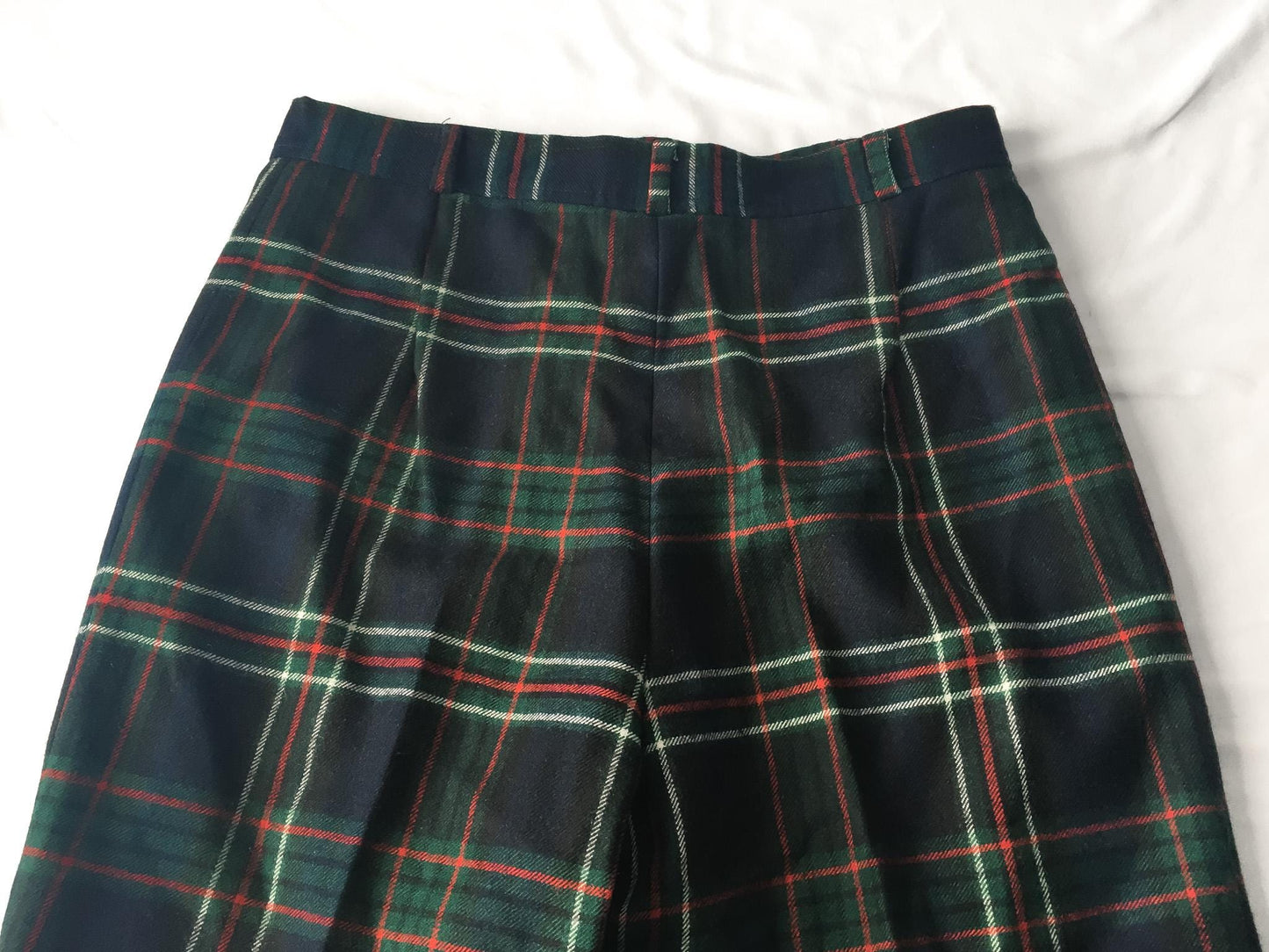 Vintage Navy Blue/Green/Red Plaid Wool High Rise Pleated Trousers, Women's 31" x 29"