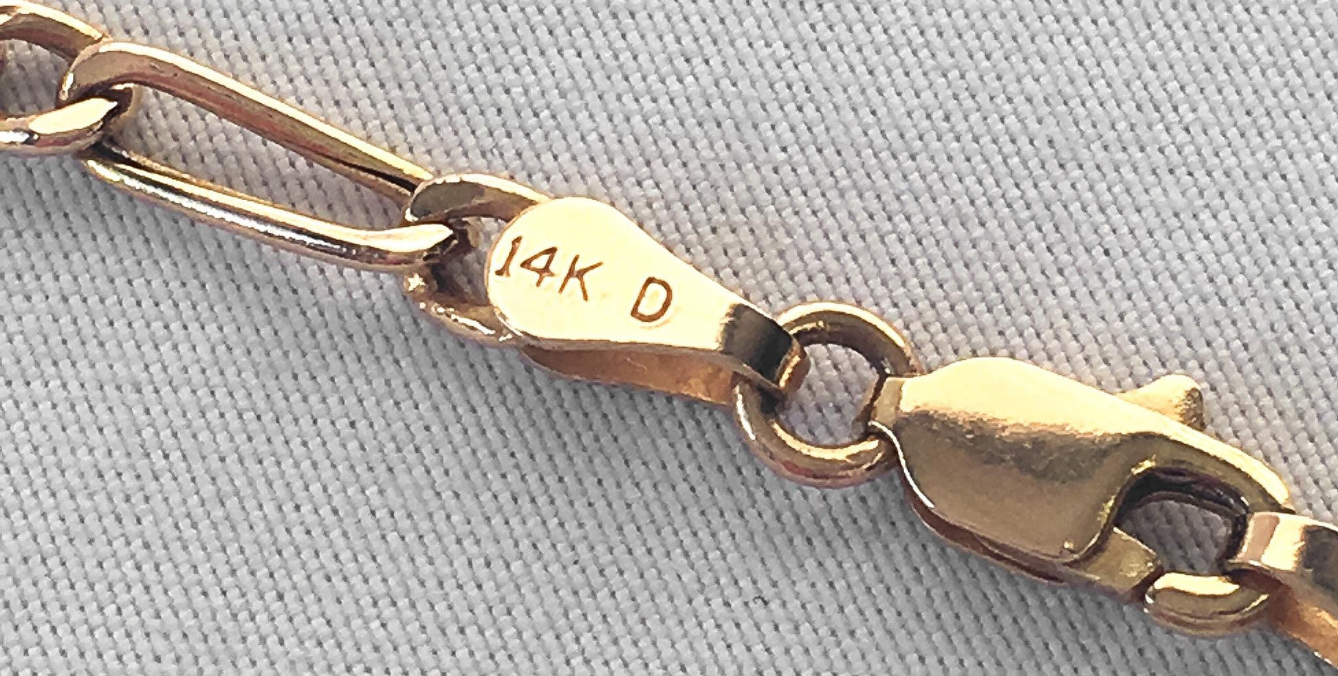 Vintage 14K Sand Dollar Pendant Necklace on 14K Italy Figaro Chain, 18", Beachy Boho Coastal Nautical Jewelry