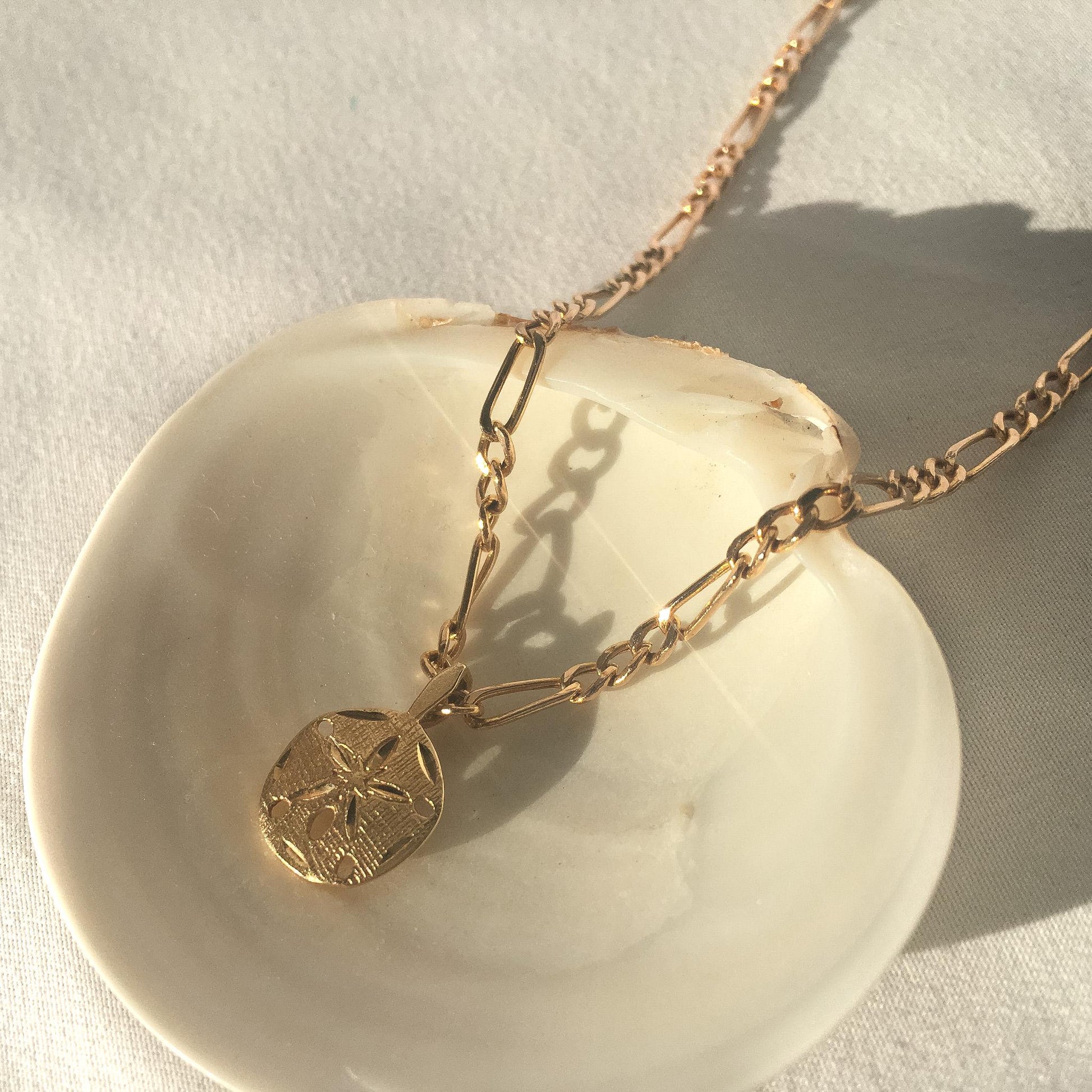 Vintage 14K Sand Dollar Pendant Necklace on 14K Italy Figaro Chain, 18", Beachy Boho Coastal Nautical Jewelry