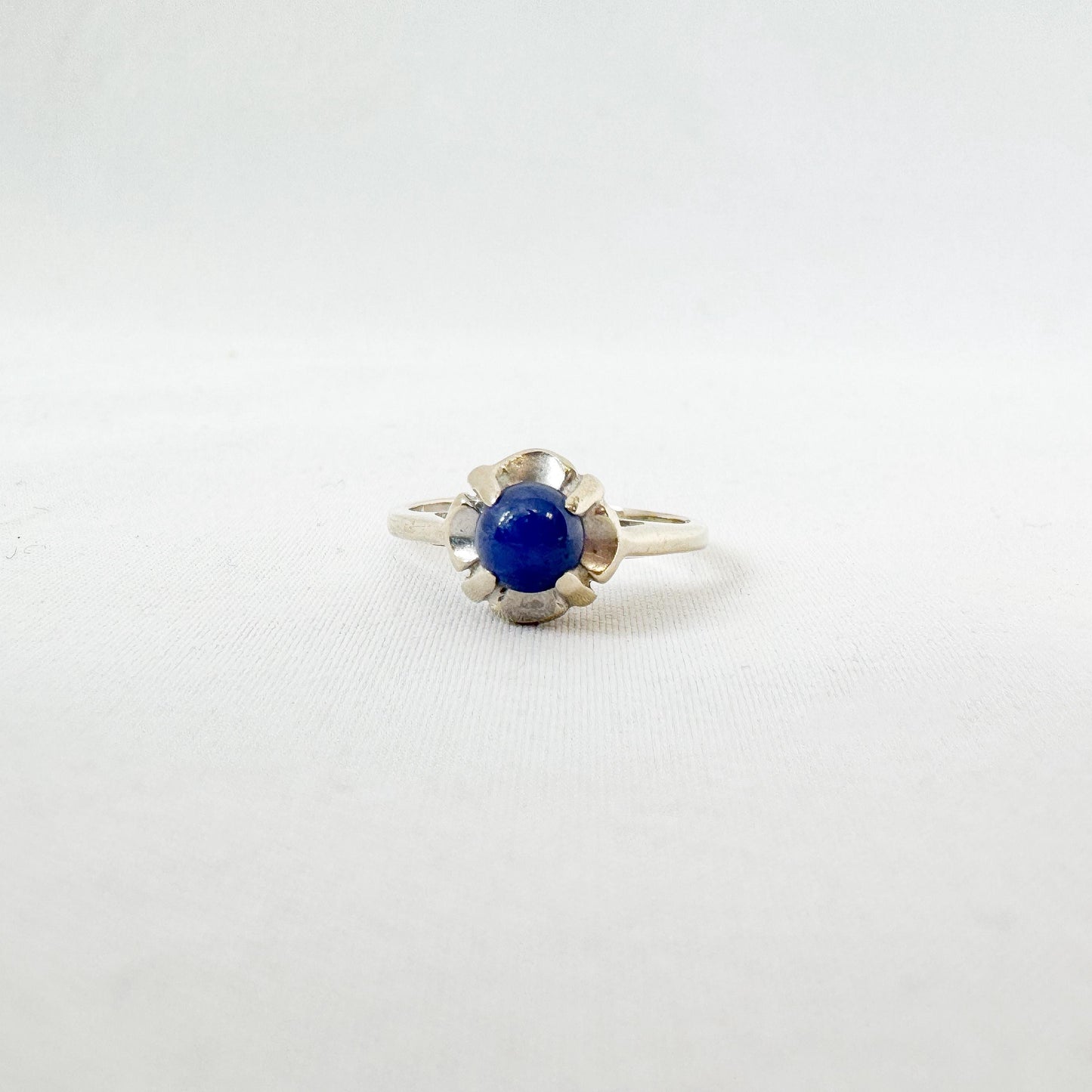 Vintage 10K Yellow Gold Blue Sapphire Flower Ring, Sz. 5, Dainty Everyday Simple Ring