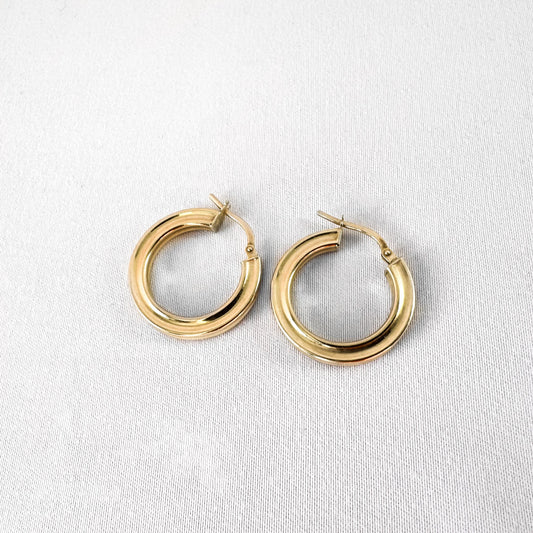 Vintage 14K Italy Yellow Gold Ribbed Hoops, Roughly 3mm, Roughly .75", Retro Simple Everyday Minimalist Hoops