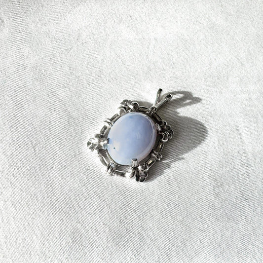 Vintage 14K White Gold Ellensburg Blue Agate Oval Pendant, Vintage Rare Boho Style Pendant