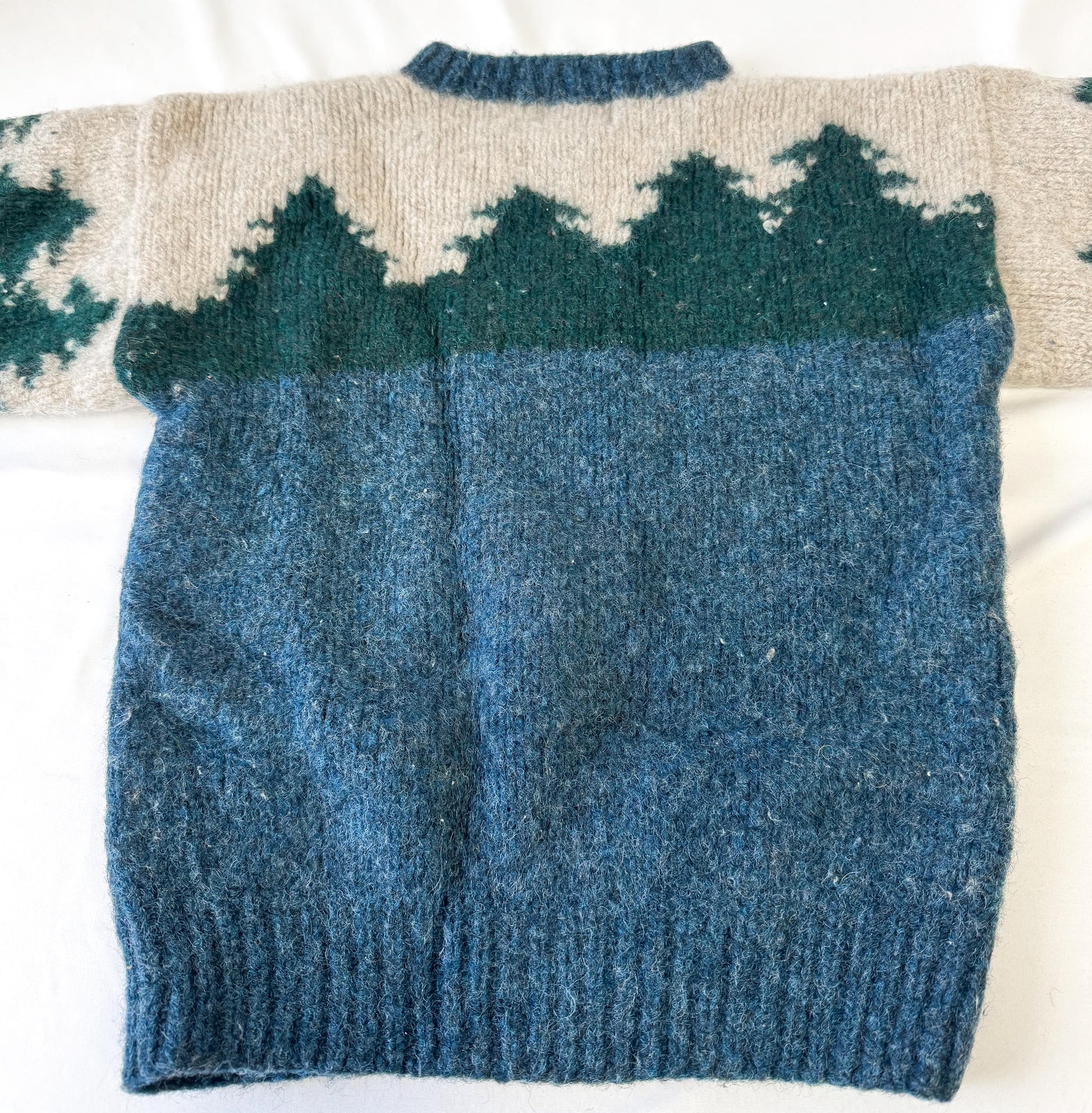 Vintage 90s Woolrich Bear Wool Crewneck Sweater, Women's Sz. XS, Vintage Grandpa Nature Sweater