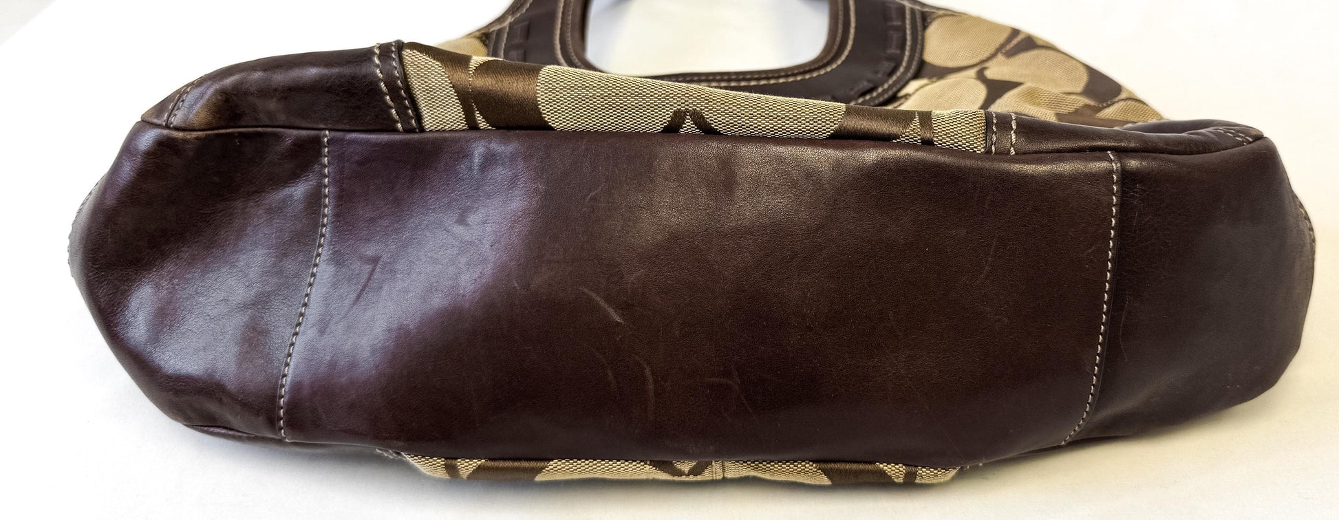 Y2K 00s Coach Ergo Framed Signature Brown Beige Kiss Lock Pleated Shoulder Bag, Style 12232