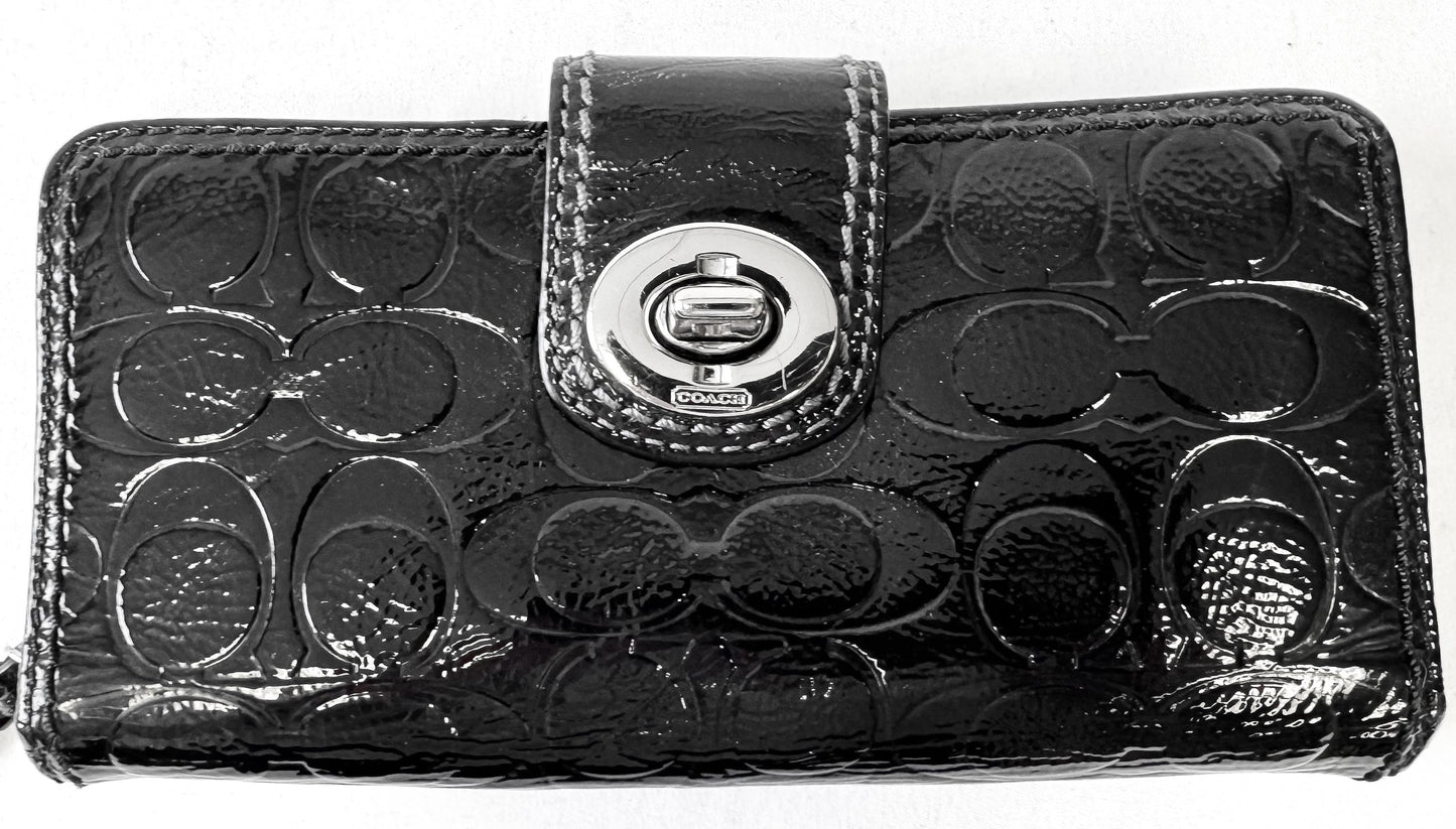 Y2K 00s Coach Black Patent Leather Embossed Monogram Turnlock Wallet