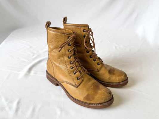 Vintage Frye Veronica Camel Brown Leather Lace Up Combat Boots, Sz. 6B