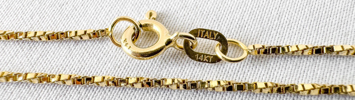 Vintage 14K Italy Yellow Gold Box Chain Necklace, Roughly 19.5", Roughly 1mm, Simple Dainty Everyday Minimalist Chain