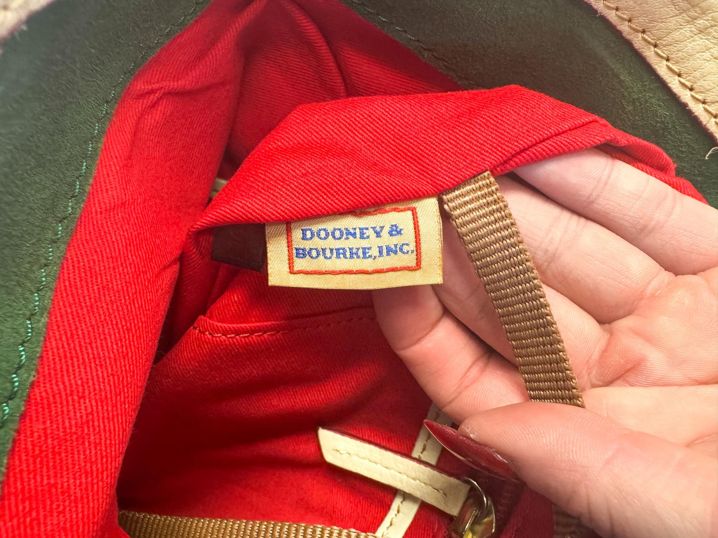 Vintage Dooney and Bourke Light Tan Diptina Medium Toggle Crossbody Bag