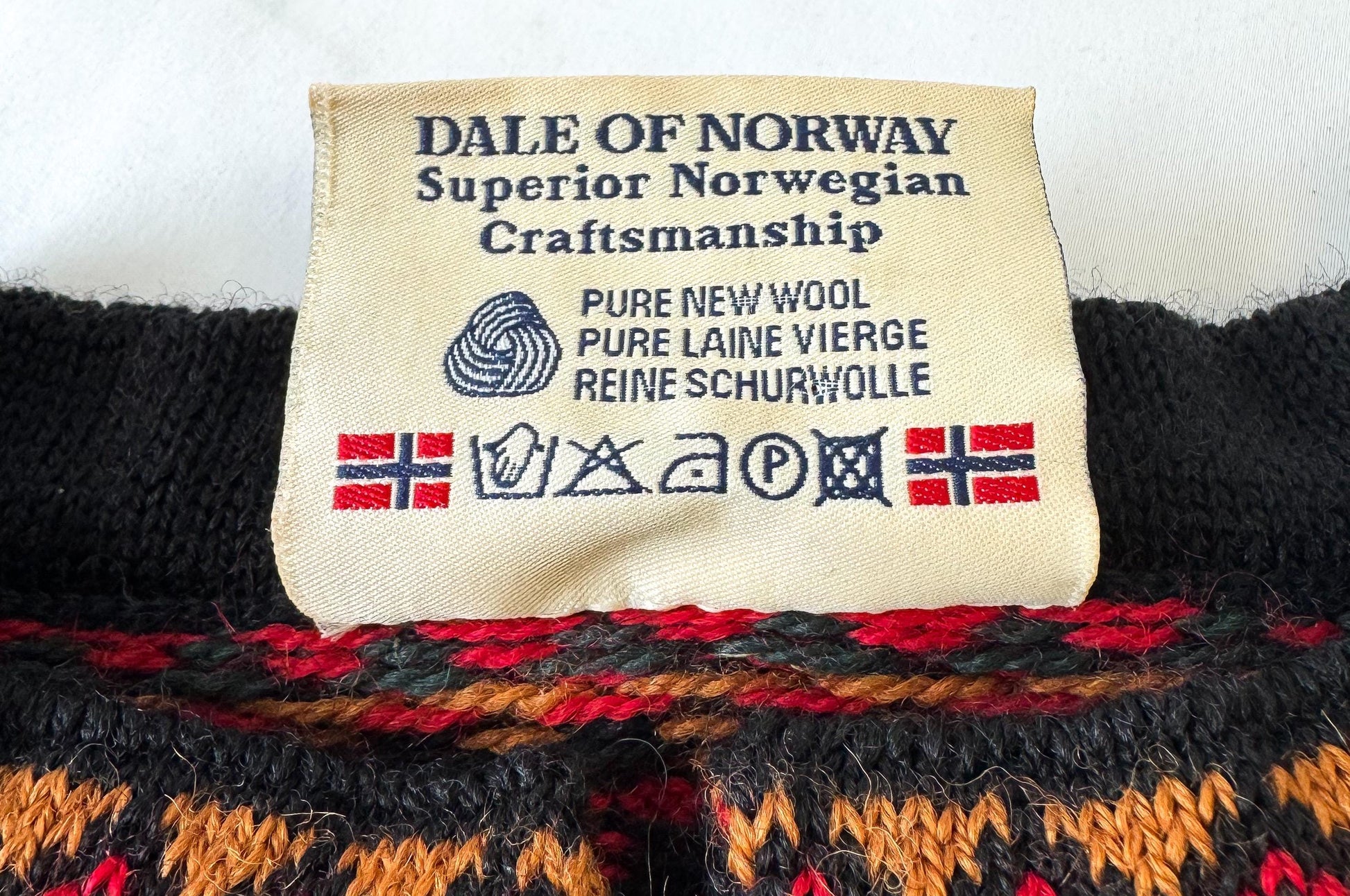 Vintage Dale of Norway Red Abstract Floral Pure Wool Nordic Cardigan Sweater, Approx. Women's Sz. XS/S