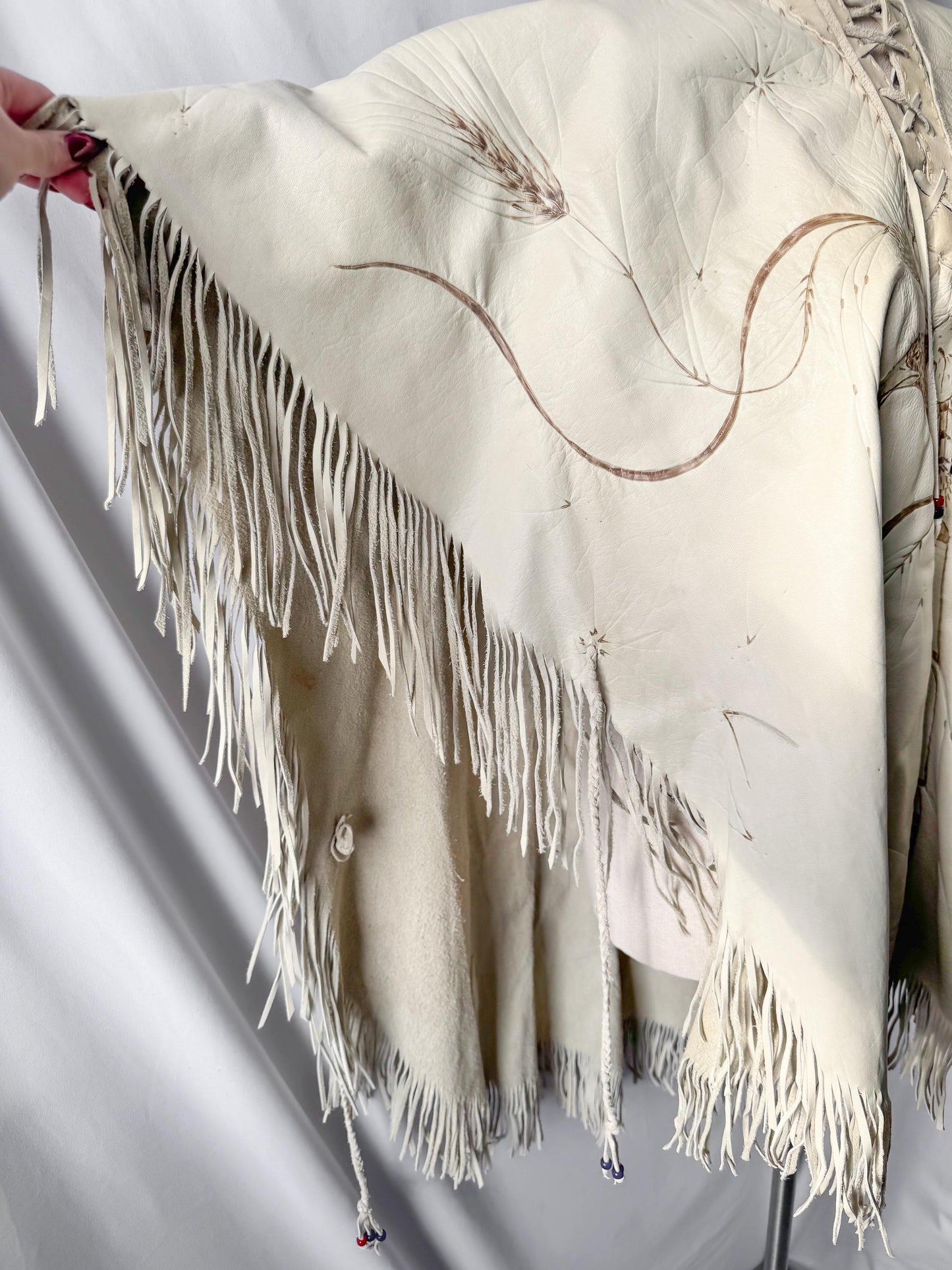 Vintage 60s/70s Handmade Cream Off-White Eagle Dreamcatcher Native Western Style Leather Fringe Shawl One Size Unique Statement Western Wear