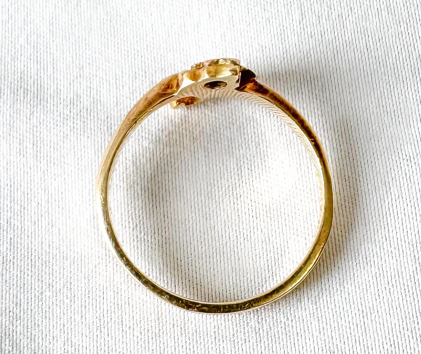 Vintage 10K Black Hills Gold Two Leaf Ring, Sz. 7.5, Simple Dainty Everyday Minimalist Ring