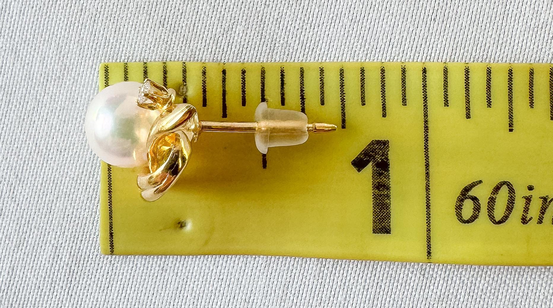 Vintage 18K 750 Yellow Gold Abstract Diamond Pearl Stud Earrings, Dainty Simple Elegant Bridal Stud Earrings