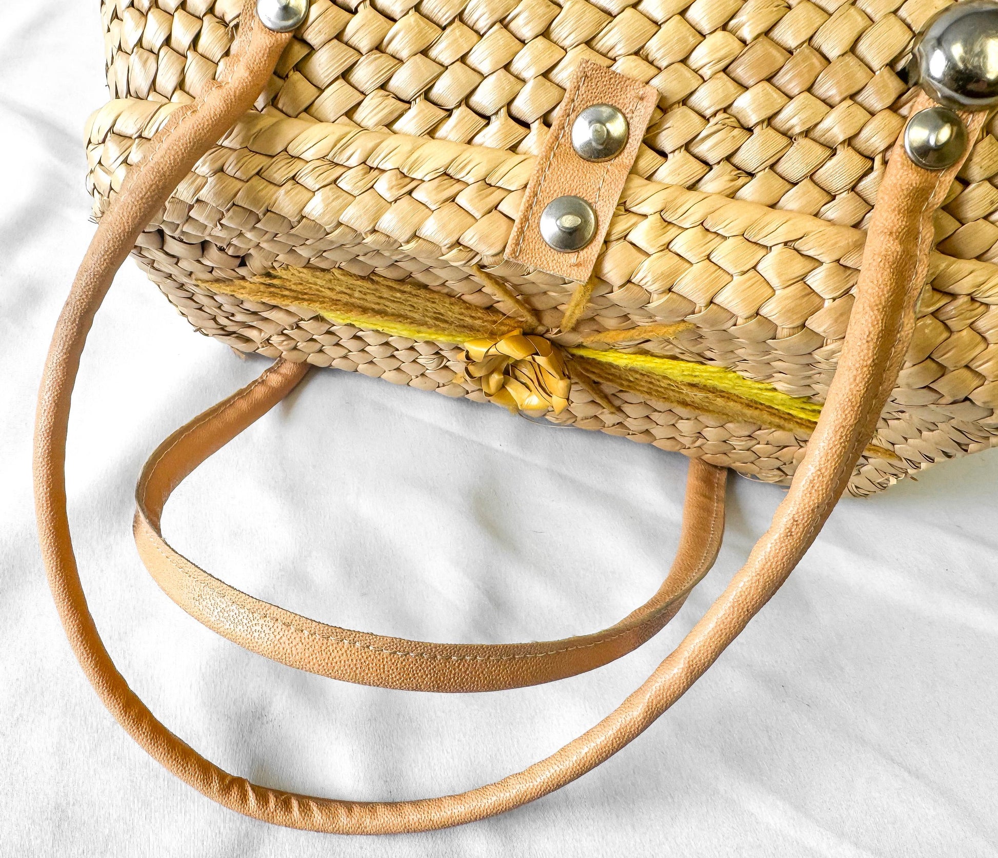 Vintage 70s Yellow Beige Wicker Woven Floral Basket Bag, Unique Boho Cottage Core Style Bag