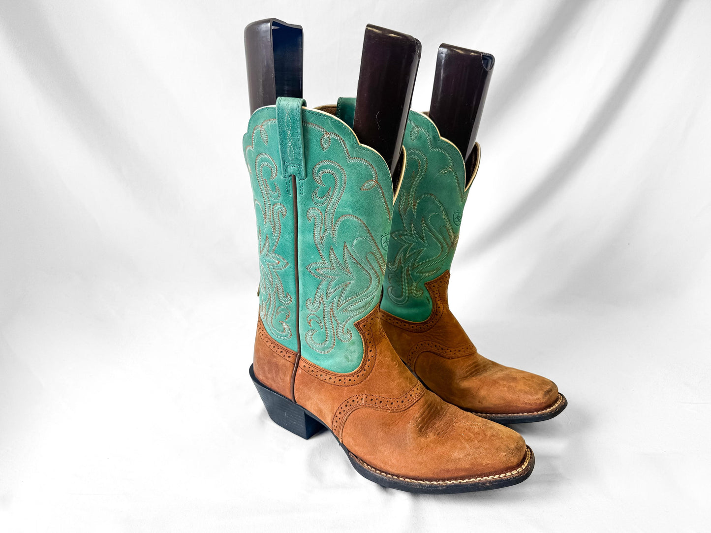 Vintage Style Ariat Heritage ATS Turquoise Teal Brown Leather Cowboy Boots, Women's Sz. 9B, Unique Western Festival Cowgirl Boots