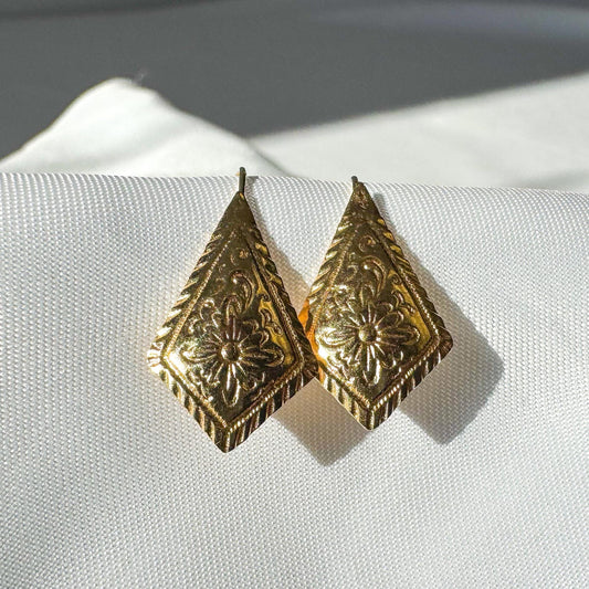 Vintage 14K Yellow Gold Lightweight Floral Etched Rhombus Dangle Earrings, Dainty Simple Everyday Minimalist Earrings