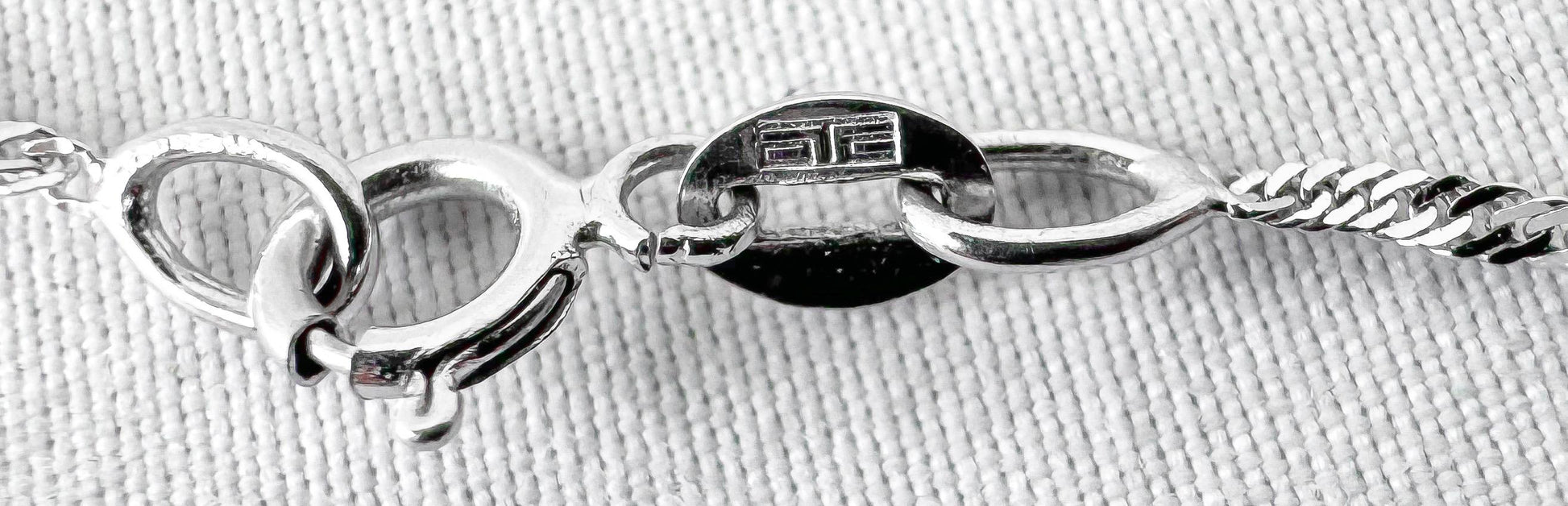 14K Italy White Gold Twisted Snake Chain Necklace, 18", Roughly 1mm Width, Dainty Simple Everyday Minimalist Chain Necklace