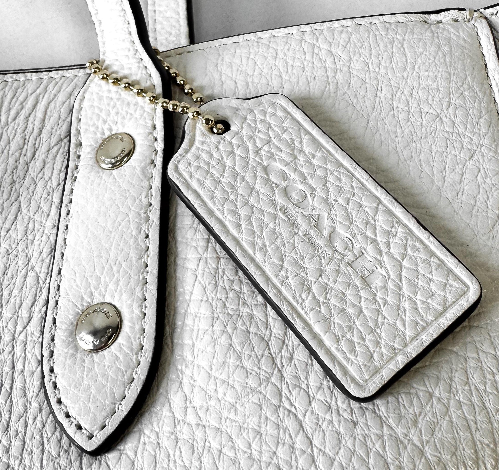 Modern Coach Town Tote Chalk White/Cream Turn Lock Pebbled Leather Shoulder Toten Bag, Style 12184