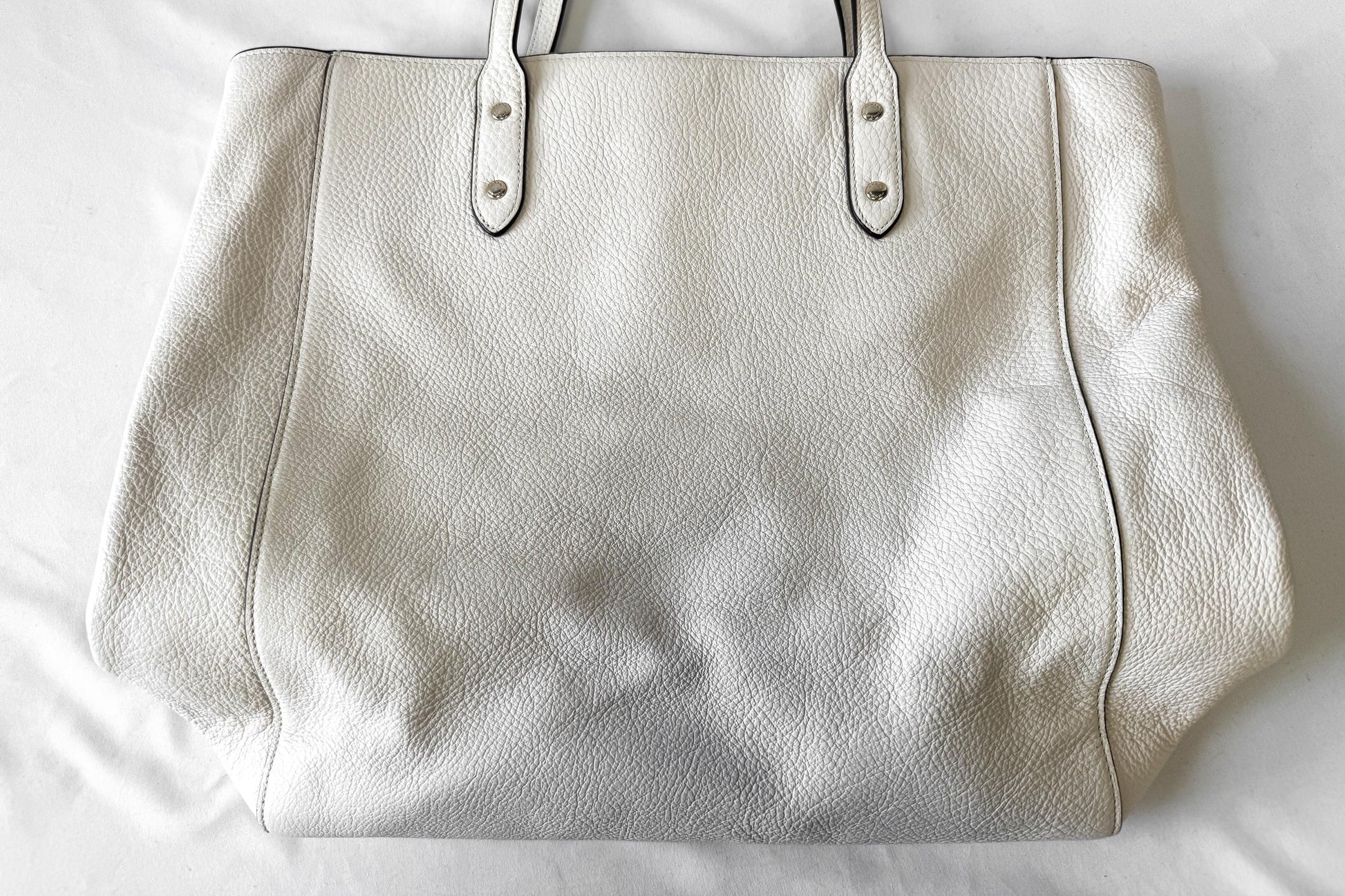 Modern Coach Town Tote Chalk White/Cream Turn Lock Pebbled Leather Shoulder Toten Bag, Style 12184