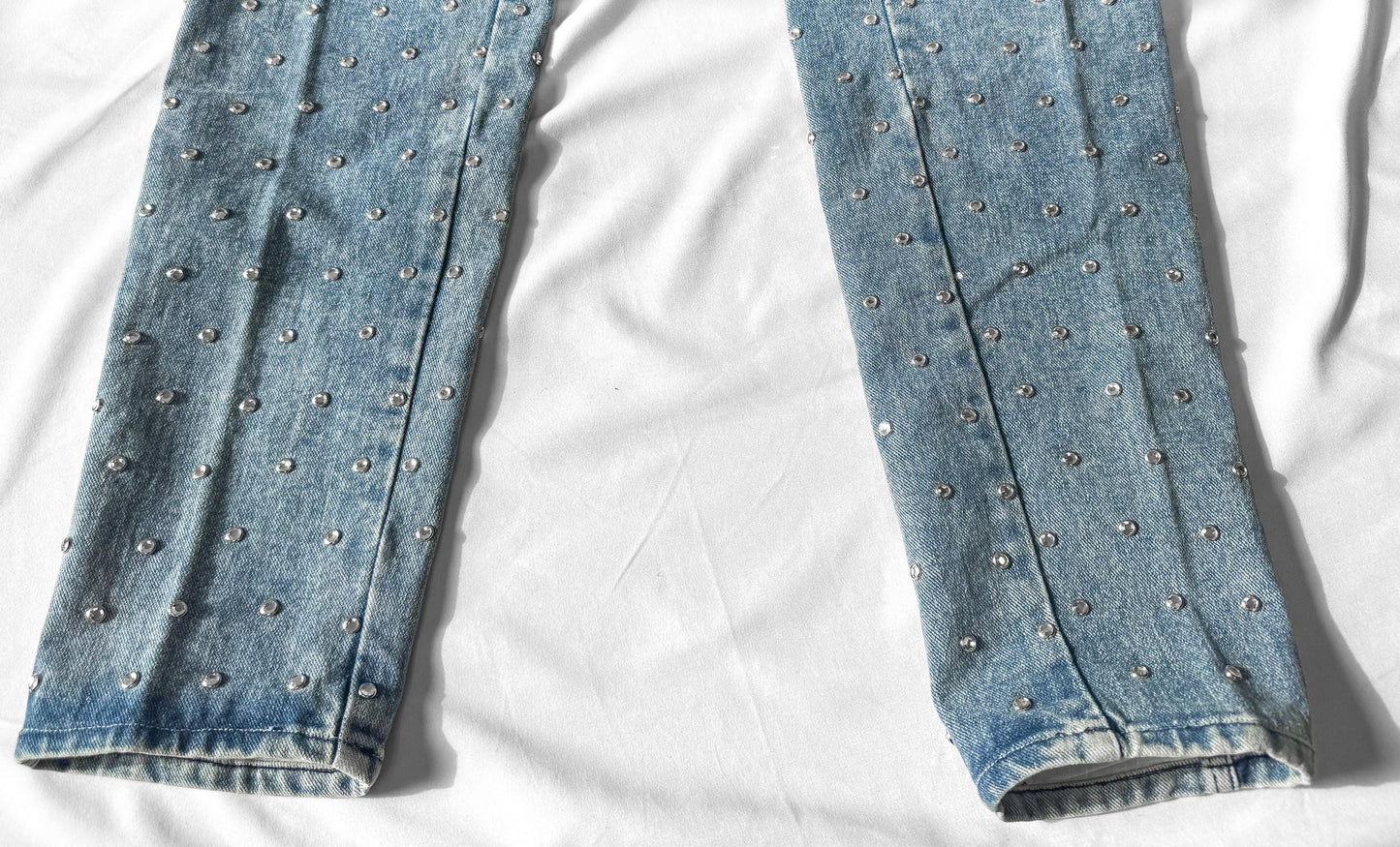 Vintage Y2K 00s Opal Medium Wash High Waist Embellished Rhinestone Tapered Mom Jeans, 26" x 31"