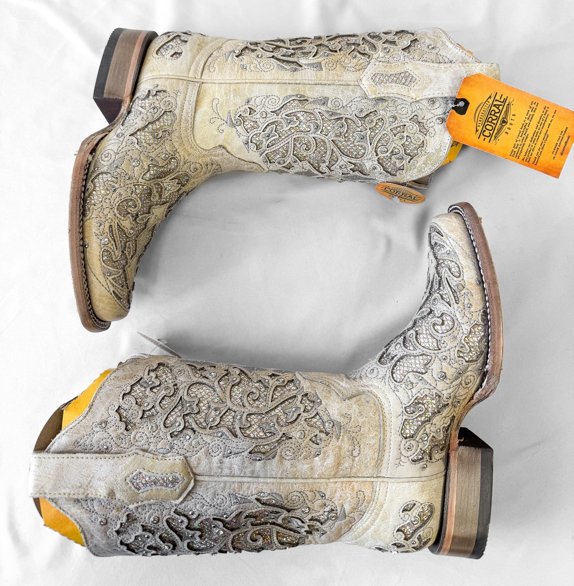 NWT Corral Off White Metallic Glitter Crystal Inlay Leather Cowboy Boots, Women's Sz. 7.5M, Unique Festival Bridal Bachelorette Boots