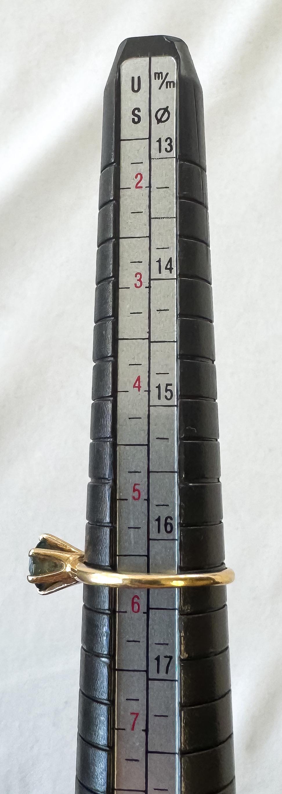 Vintage 10K Yellow Gold Blue Spinel Solitaire Ring, Size 5.75, Simple Elegant Minimalist Ring