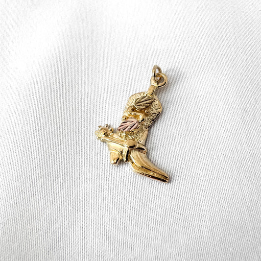 Vintage 10K Gold Stampers Black Hills Gold Cowboy Boot Leaf Detail Pendant, Western Country Pendant Necklace