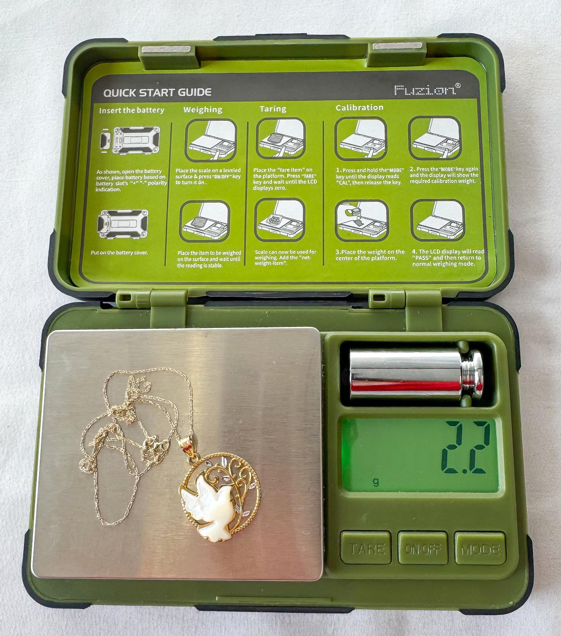 10K Gold Michael Anthony Mother of Pearl Dove Tree Circular 18" Pendant Necklace