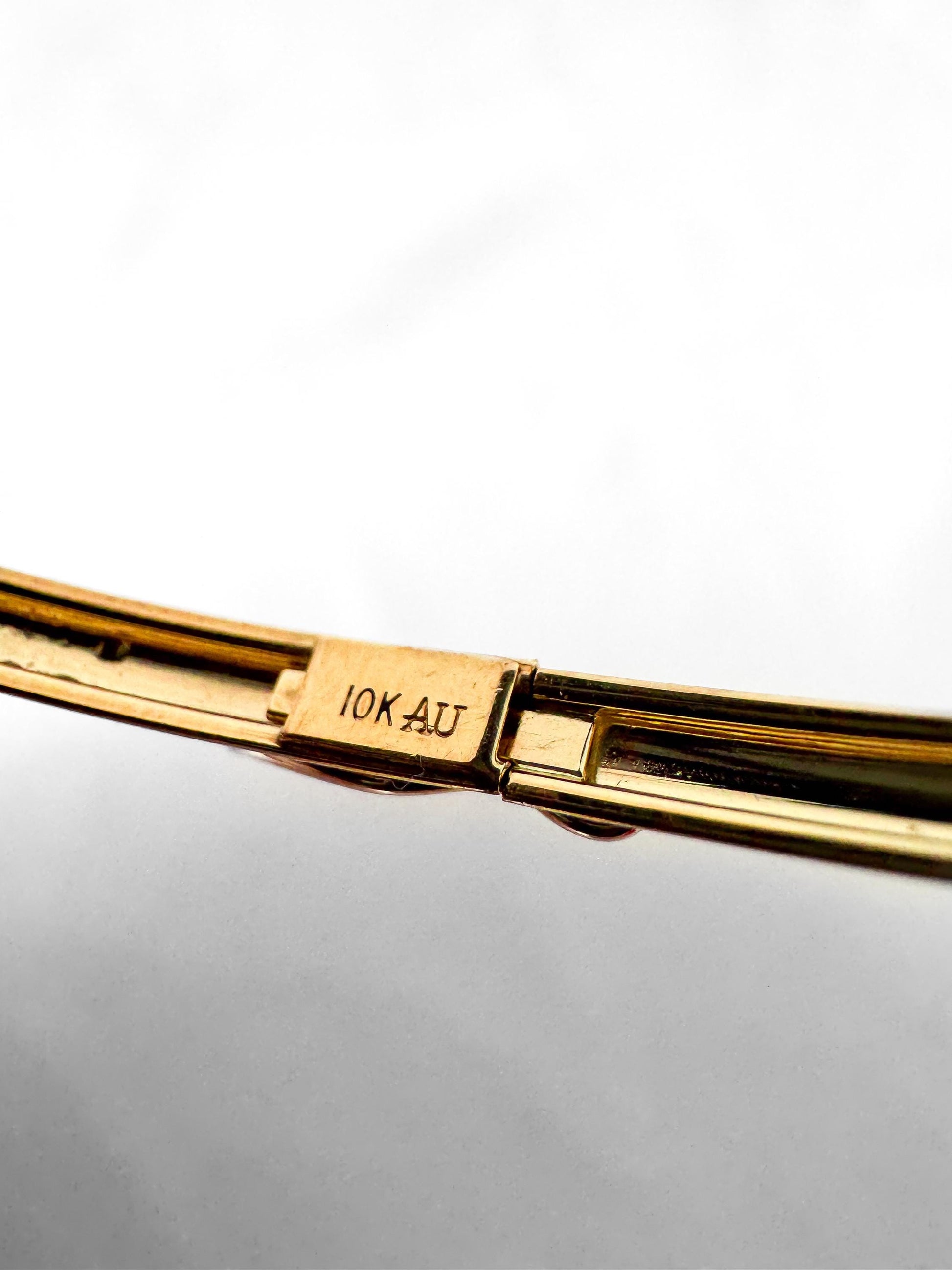 Vintage 10K Yellow Gold Criss Cross Etched Thin Flexible 3mm Bangle Bracelet, Elegant Simple Dainty Minimalist Bracelet