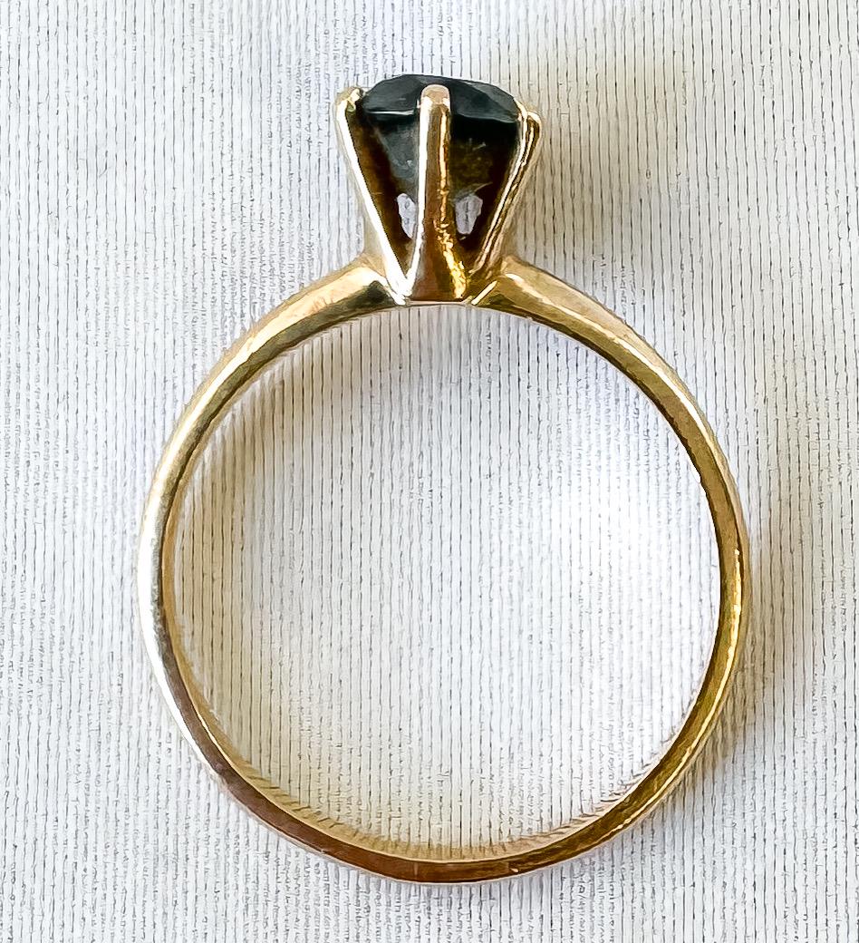 Vintage 10K Yellow Gold Blue Spinel Solitaire Ring, Size 5.75, Simple Elegant Minimalist Ring